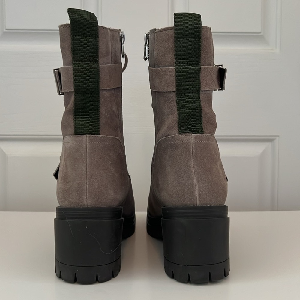 Charles by Charles David Clout Taupe Boots, Size 10 - Picture 7 of 11